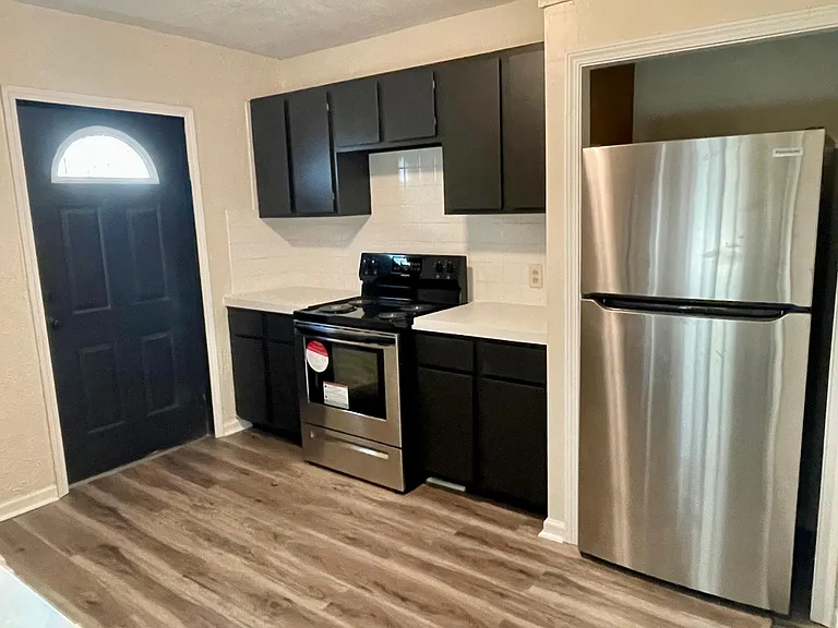 341 Wunderlich Ave #A — Photo 4