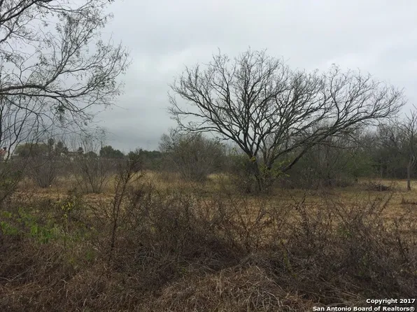 5750 Beck Rd, San Antonio, TX 78263