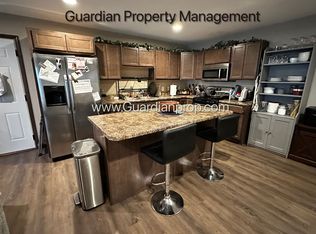 7922 210th St W, Lakeville, MN 55044