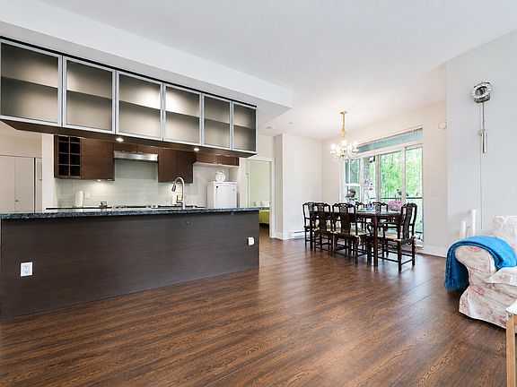 5th image of 5928 Birney Ave #220