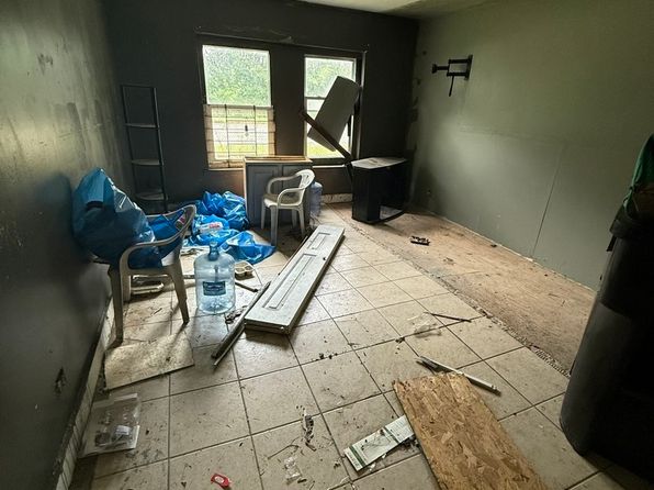 chicago-illinois-2136441025 picture