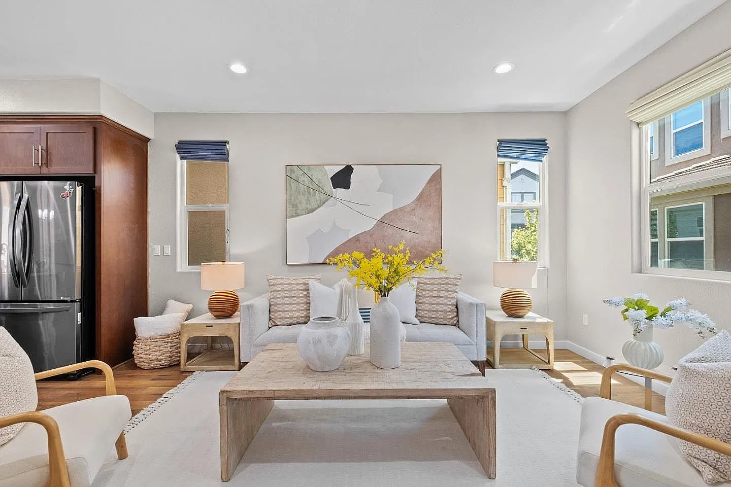 3 bed, 3.5 bath, 1657 sqft, $4,700 — Photo 3