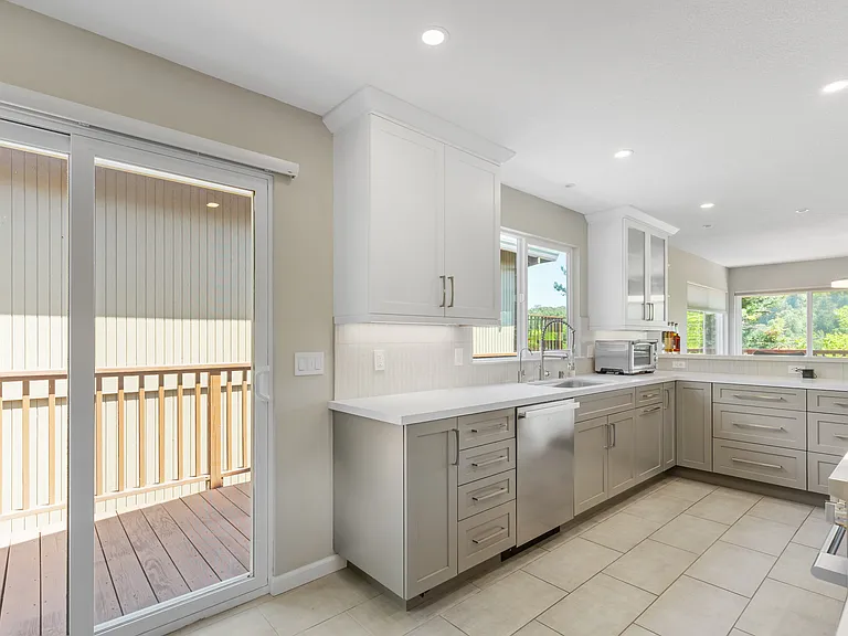 334 Santa Margarita Dr — Photo 33