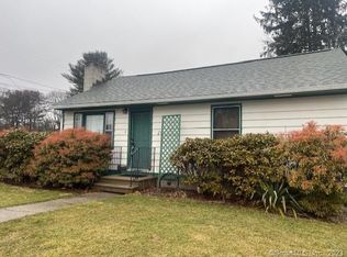 8 Golden Spur, Stonington, CT 06378