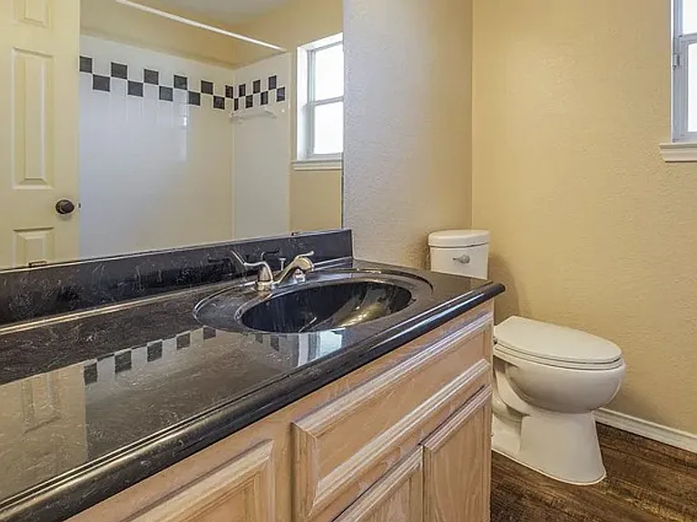 4510 Hondo Dr — Photo 14