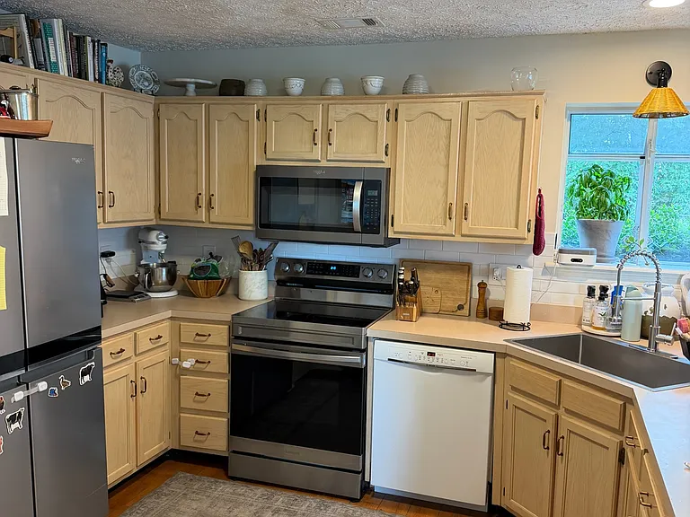 7037 Penbrook Dr — Photo 10