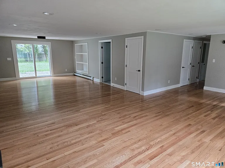 35 Woodland Dr — Photo 3