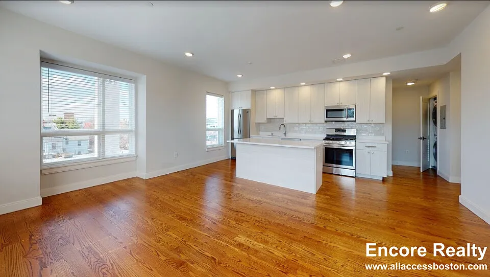 2 bed, 880 sqft, $4,000 — Photo 4