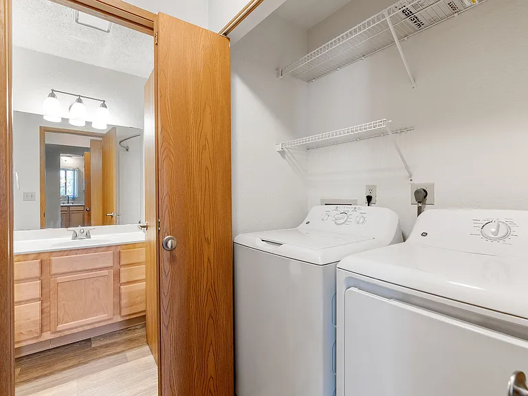 Bass Lake Hills Townhomes — Photo 51