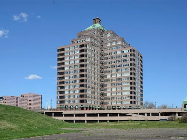 235 E River Dr APT 802, East Hartford, CT 06108