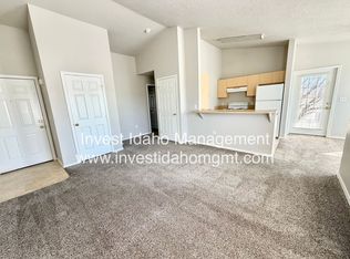 214 N Avenger Ln APT 201, Boise, ID 83704