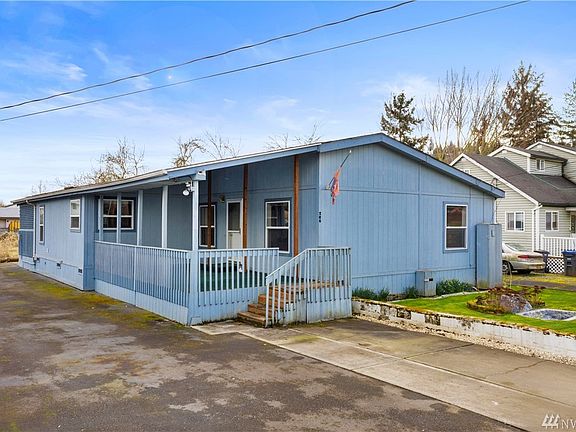 3rd image of 206 11th Ave N