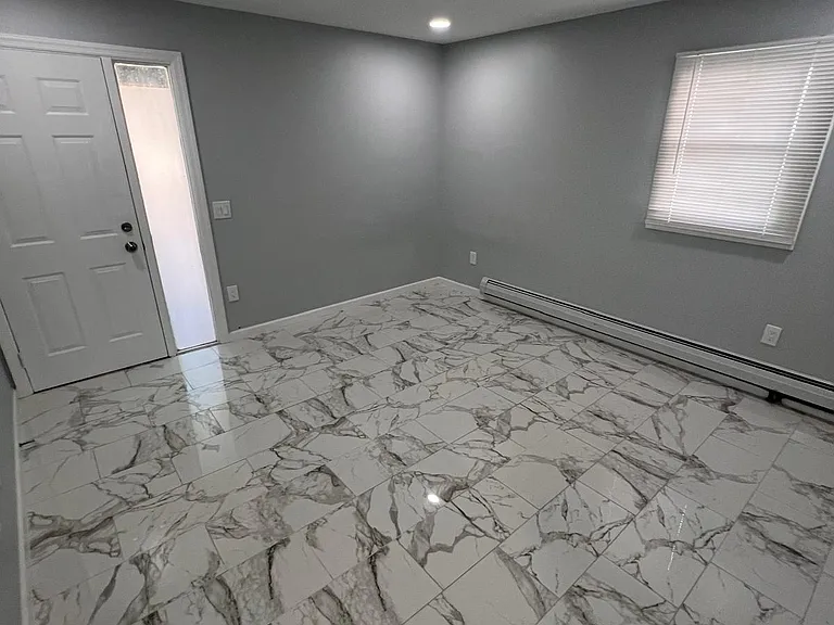 29 Belmont Cir #2 — Photo 10