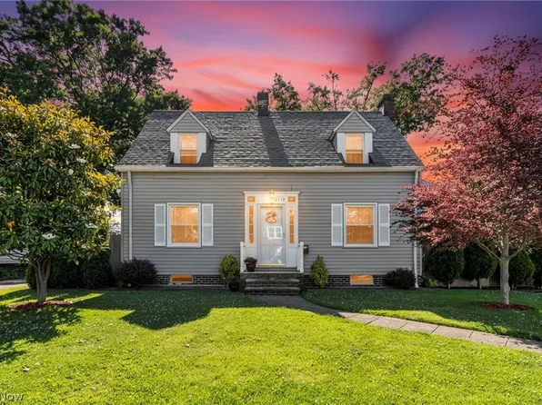 2110 Brown Rd, Lakewood, OH 44107