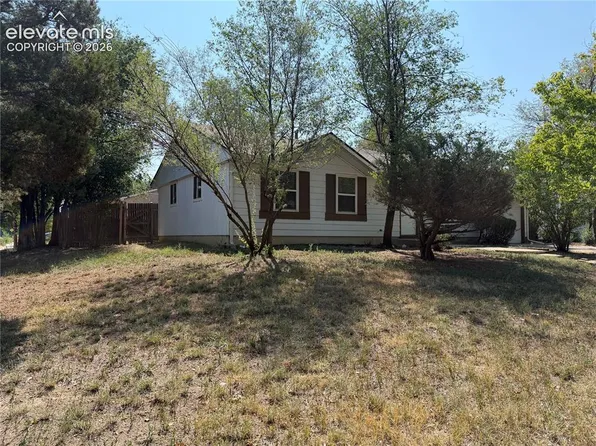 811 Tia Juana St, Colorado Springs, CO 80909