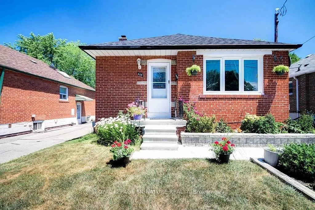3 bed, $2,800 — Photo 1