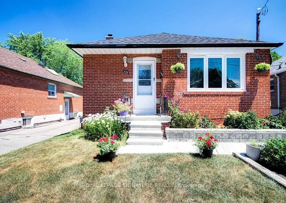 111 Ellington Dr #MAIN