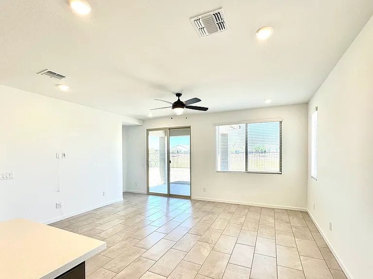 15598 W Hackamore Dr — Photo 14