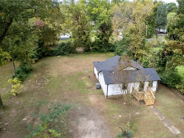 1301 N 46th St, Fort Smith, AR 72904