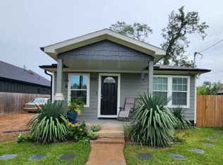 5516 Chapman St, Houston, TX 77009
