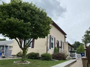 158 Lexington St, Newton, MA 02466