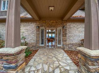 1212 Lake Ridge Sq, Johnson City, TN 37601