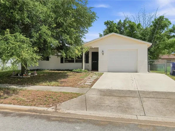 7819 Royal Stewart Dr, New Port Richey, FL 34653