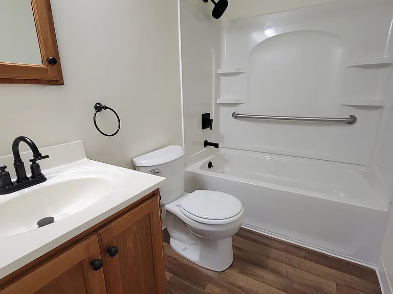 Remodeled 2-bed apartment