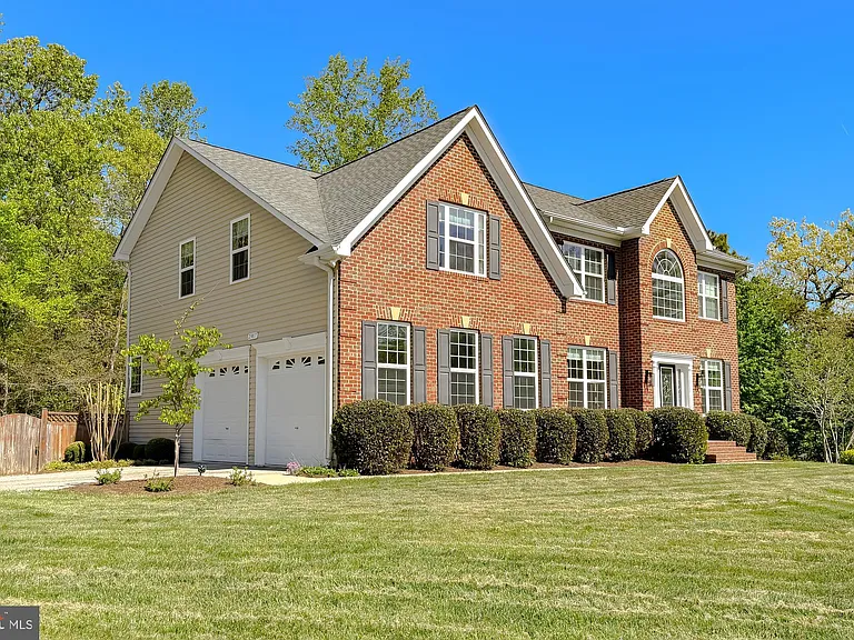 23017 Holloway Ct — Photo 3