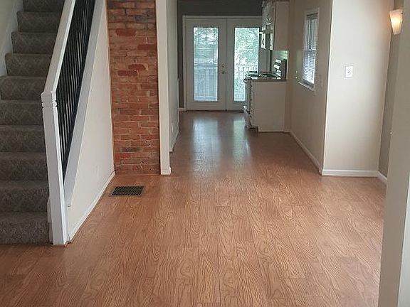 2nd image of 1512 E 50th Ter