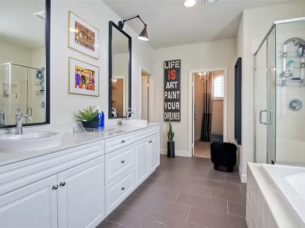 509 Cota Ln, Vista, CA 92083