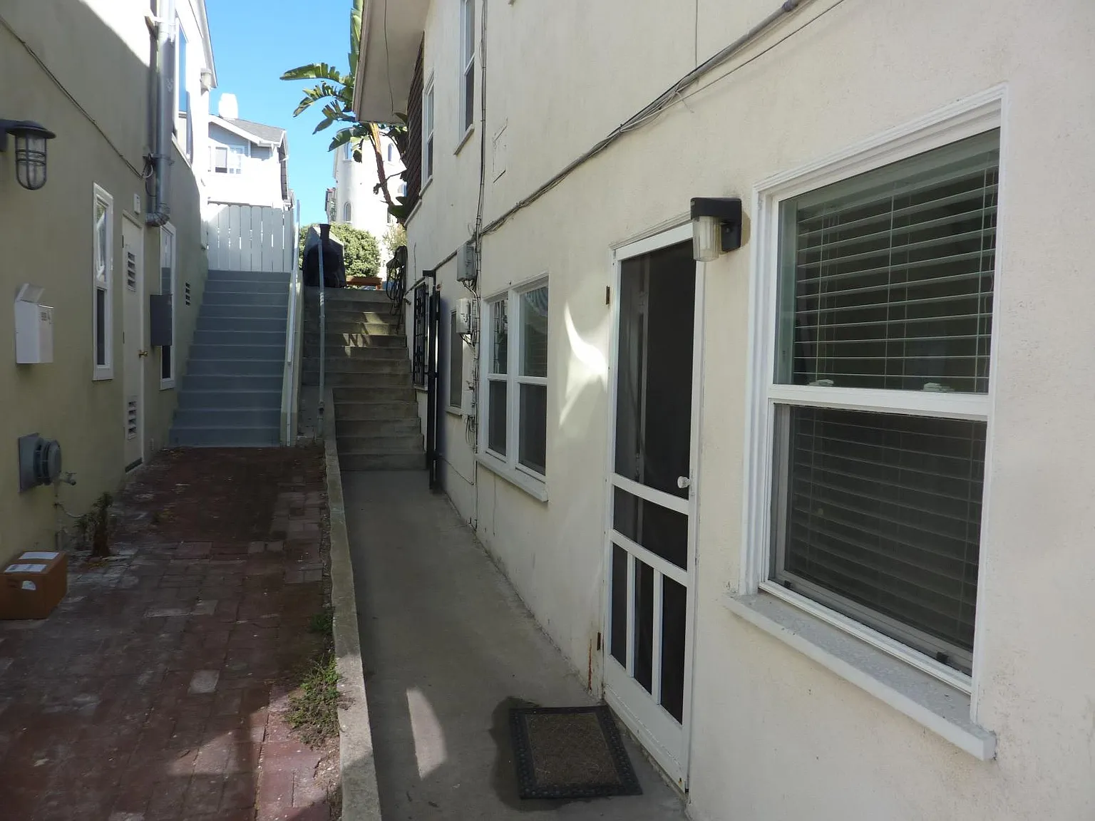1 bed, 450 sqft, $2,550 — Photo 2