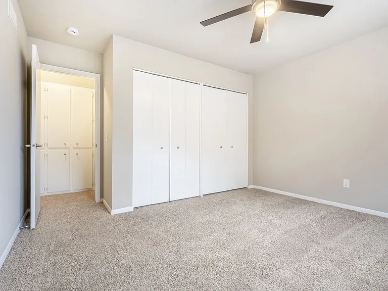 Woodland Reserve Apartments — Photo 76