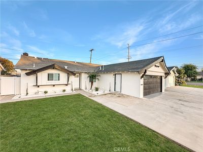 17452 Jefferson Ln, Huntington Beach, CA, 92647