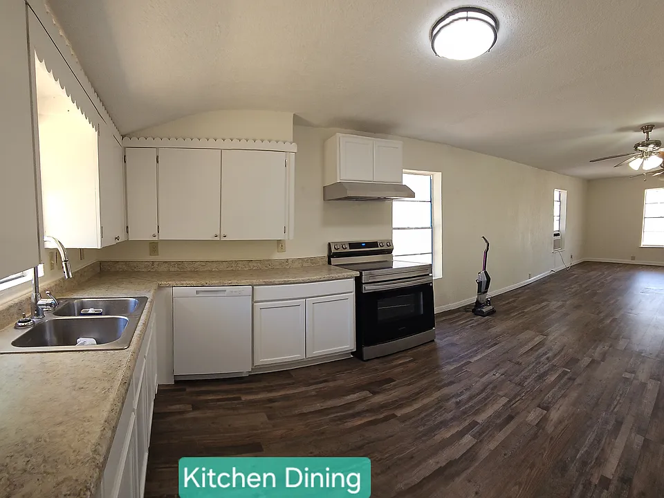 104 S Mockingbird Ln