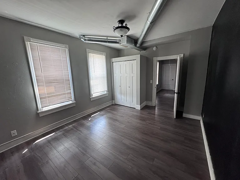 1345 Broadway Ave NW — Photo 7