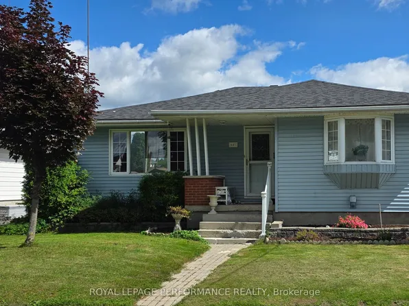 641 Burton Ave, Cornwall, ON K6J 3Y5