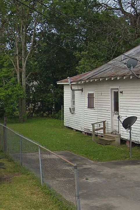 2nd image of 612 E Vermilion St