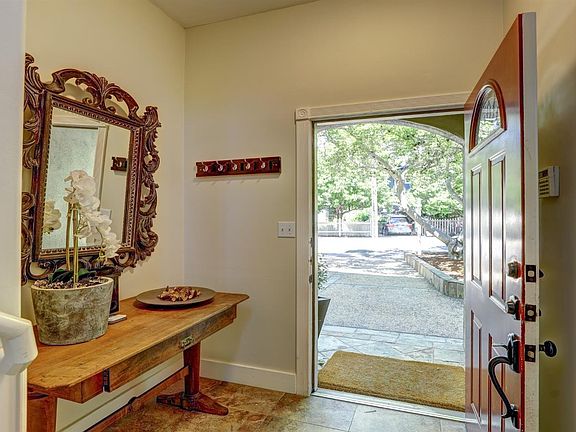 2nd image of 1357 San Anselmo Ave