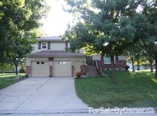 105 Shady Ln, Osawatomie, KS 66064