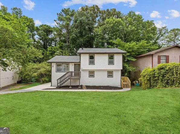 5930 Sierra Dr, Norcross, GA 30071