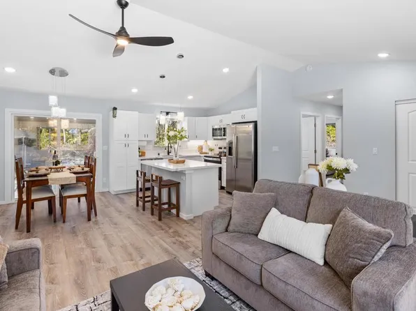 11-3307 Anuhea St, Volcano, HI 96785