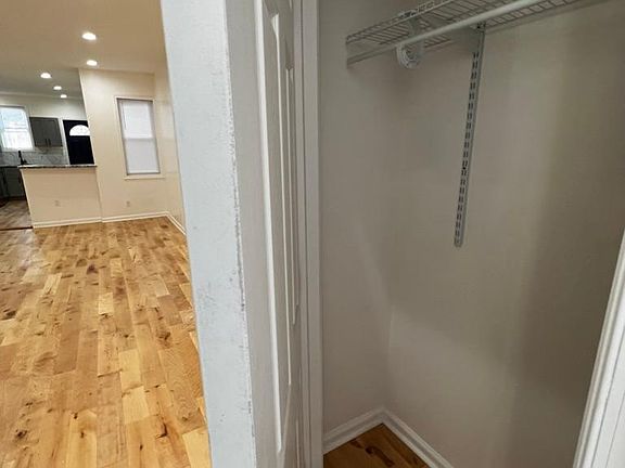 5th image of 2826 Memphis St #1