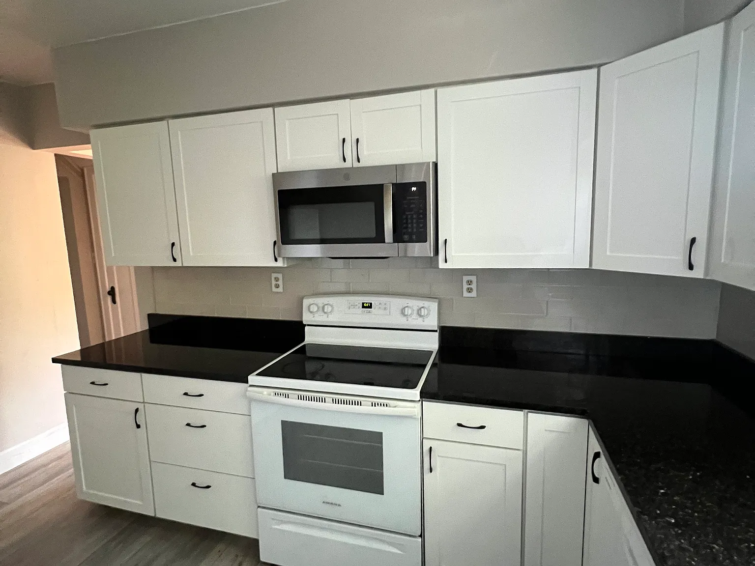 4038 Clifton Ave — Photo 2