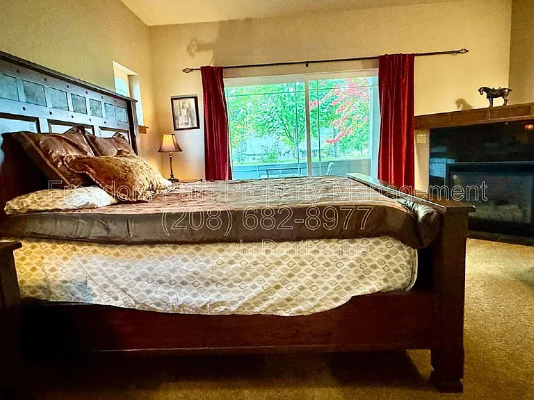 406 Lundblad Pl — Photo 13