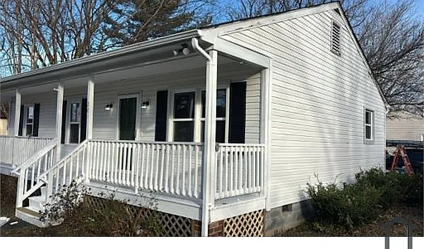 201 Knight Dr — Photo 1