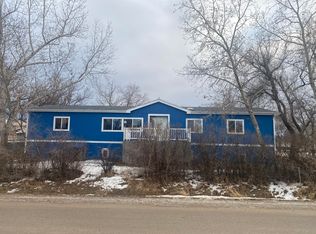 3718 4th Ave E, Williston, ND 58801