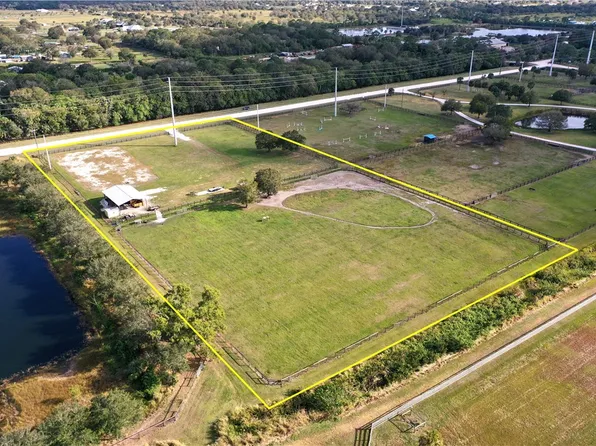 555 74th Ave, Vero Beach, FL 32968