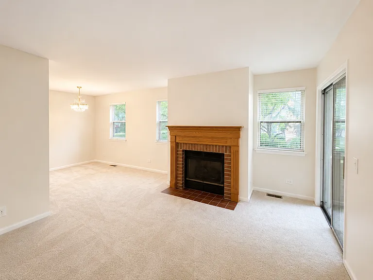 2400 Mallow Ct #Z1 — Photo 4