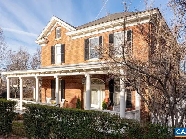 400 Altamont Cir, Charlottesville, VA 22902